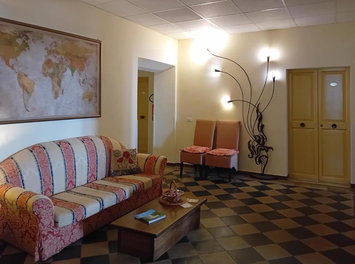 Camere Del Re ตาร์กวิเนีย ภายนอก รูปภาพ