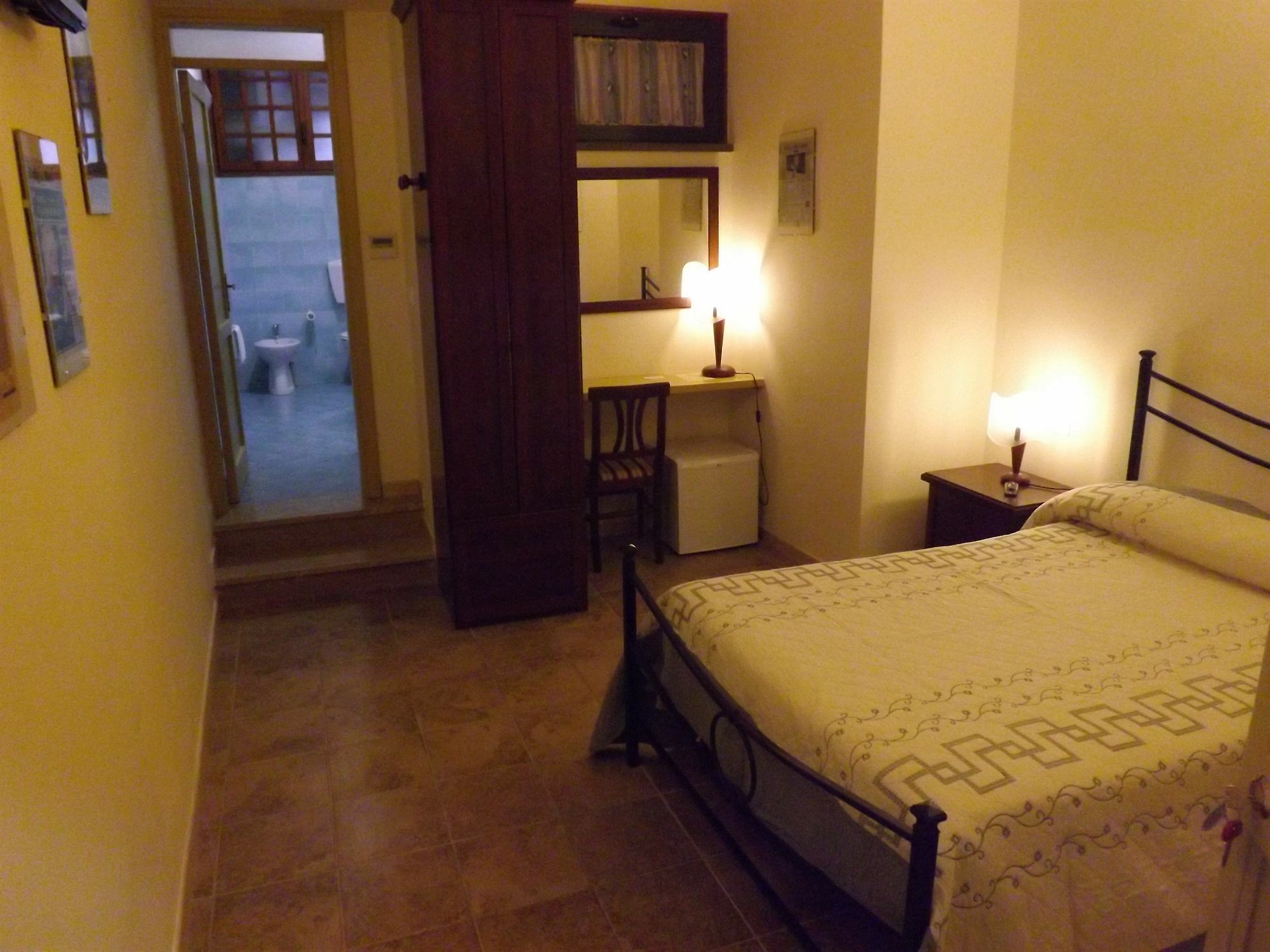 Camere Del Re ตาร์กวิเนีย ภายนอก รูปภาพ